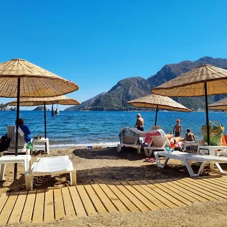 Super Luks, Denize 100 Metre, Ruya Evi 1 * Marmaris
